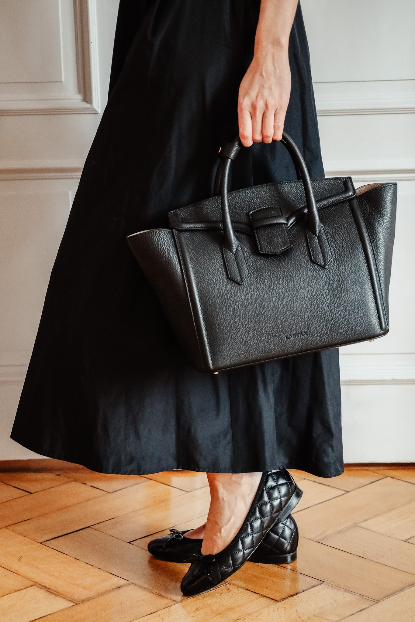 Model 24 | Schwarz