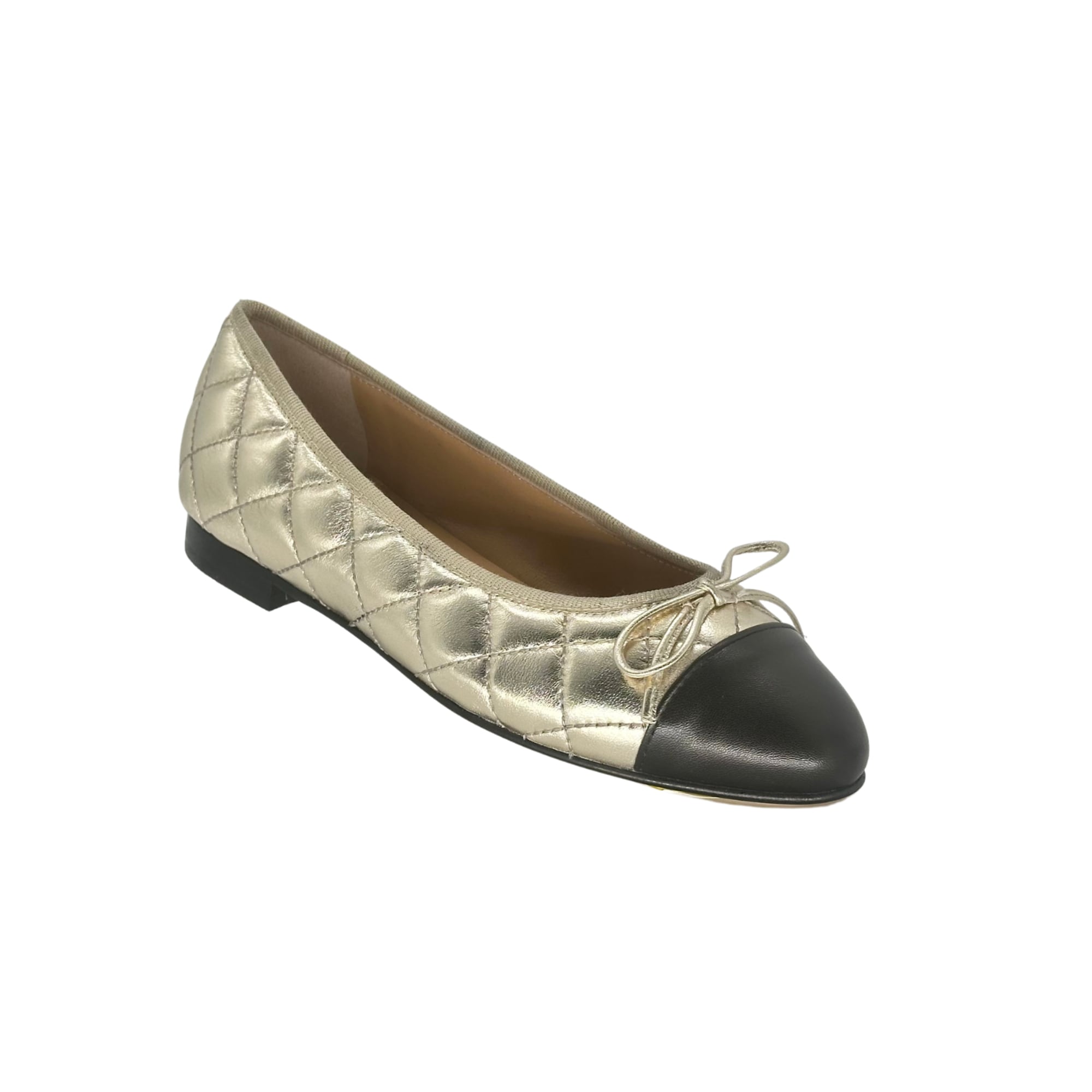 Super bequeme Gold farbene Damen Ballerinas mit schwarzer Kappe von LABEKA
