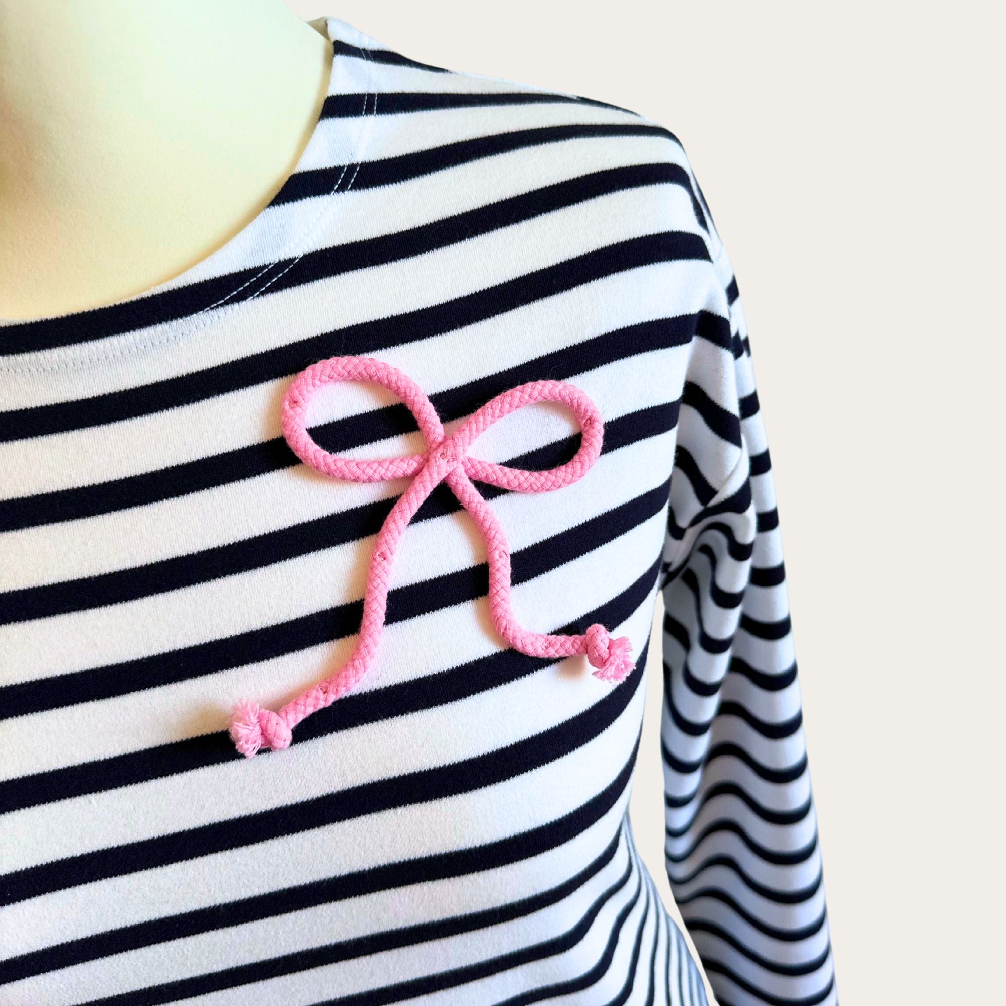Baumwoll Ringelshirt mit rosa Schleife