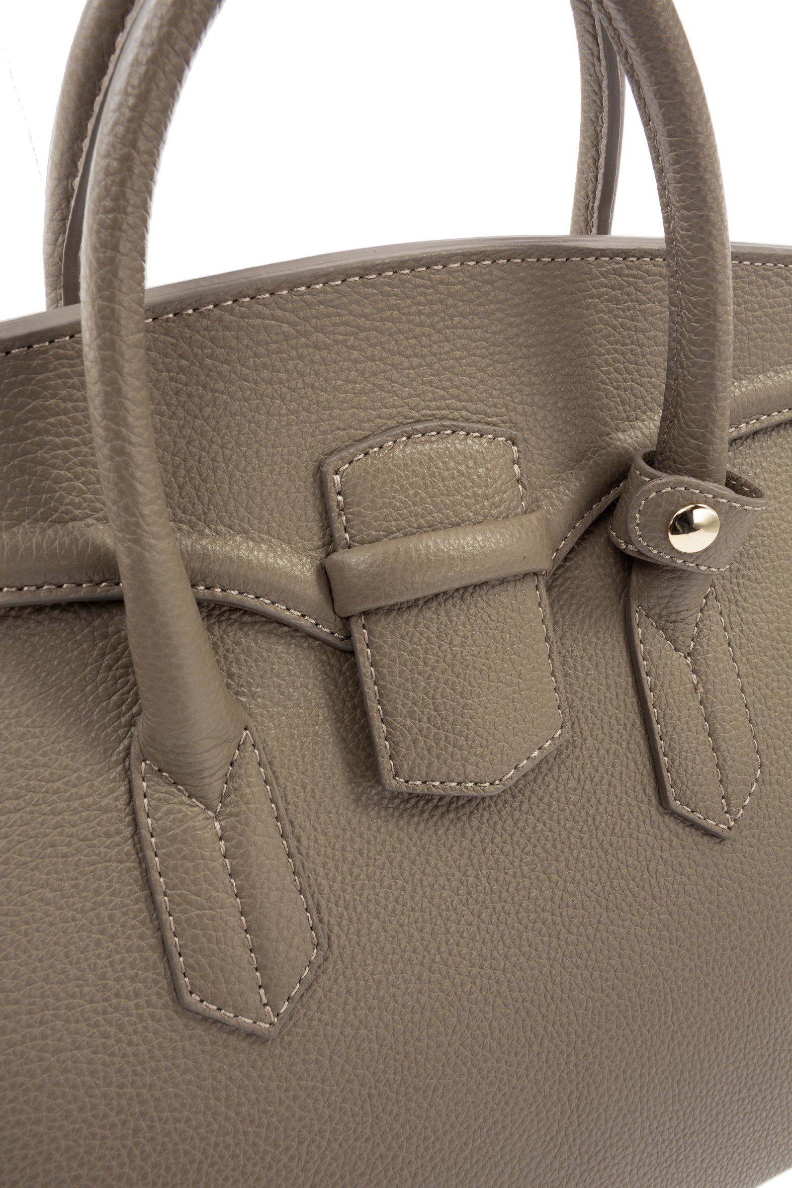 Model 24 | Taupe
