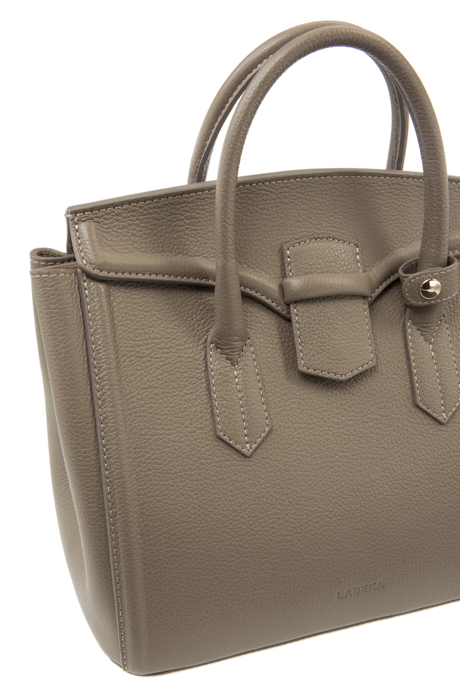Model 24 | Taupe