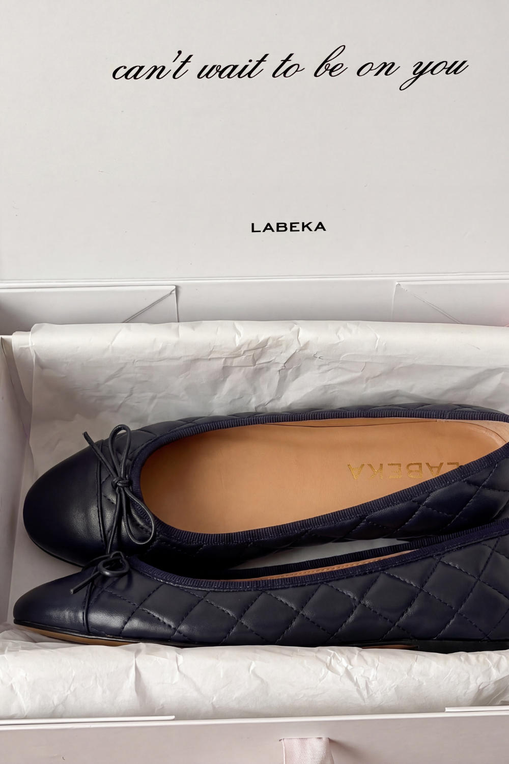 Ballerina Imperial Blue kommt in einer hochwertigen Verpackung zu dir nach Hause